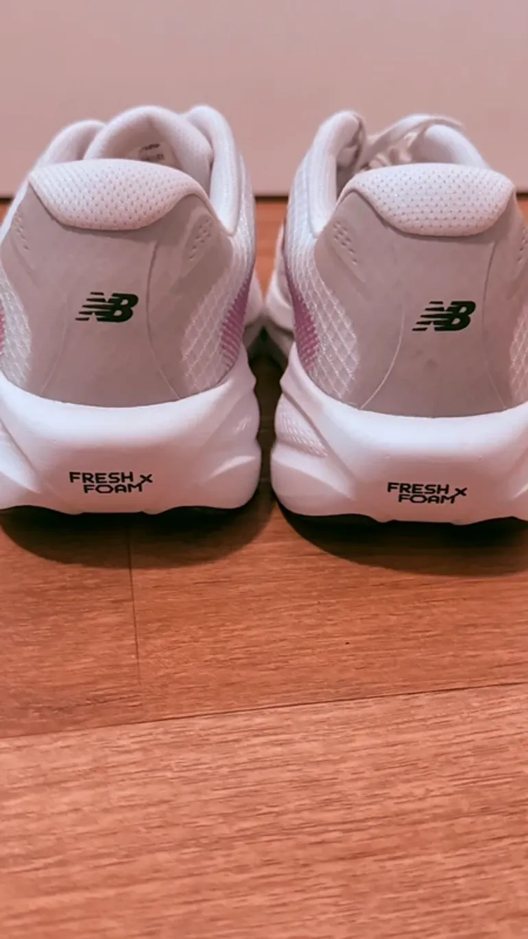 Used New Balance Ellipse Breathe Fresh Foam bike — image 8 of 10