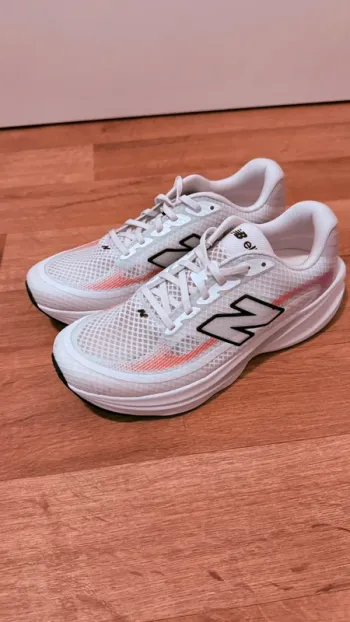 Used New Balance Ellipse Breathe Fresh Foam bike — image 9 of 10