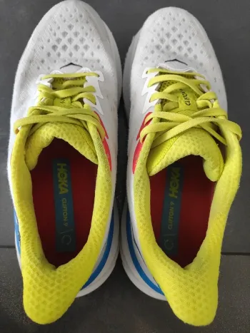 Used Hoka Clifton 9 bike — image 11 of 12