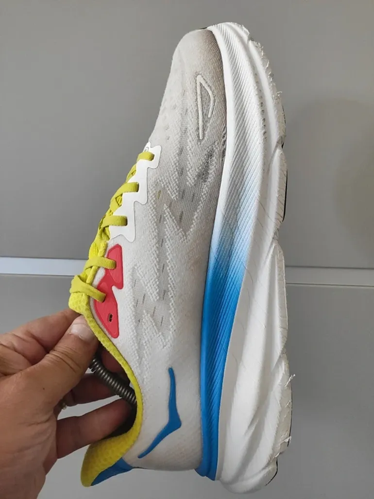 Used Hoka Clifton 9 bike — image 6 of 12