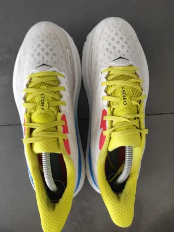Used Hoka Clifton 9 bike — image 8 of 12