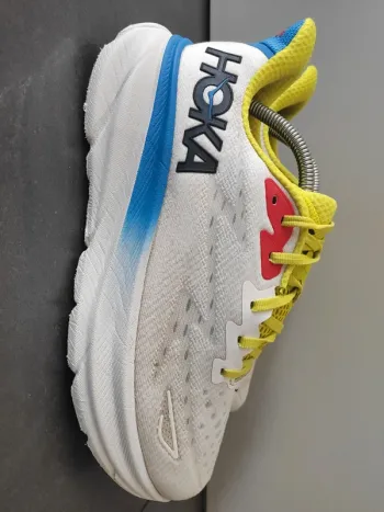 Used Hoka Clifton 9 bike — image 3 of 12