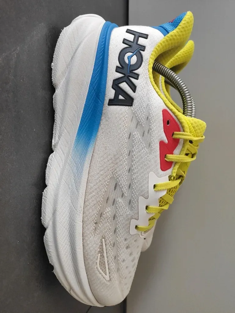 Used Hoka Clifton 9 bike — image 3 of 12