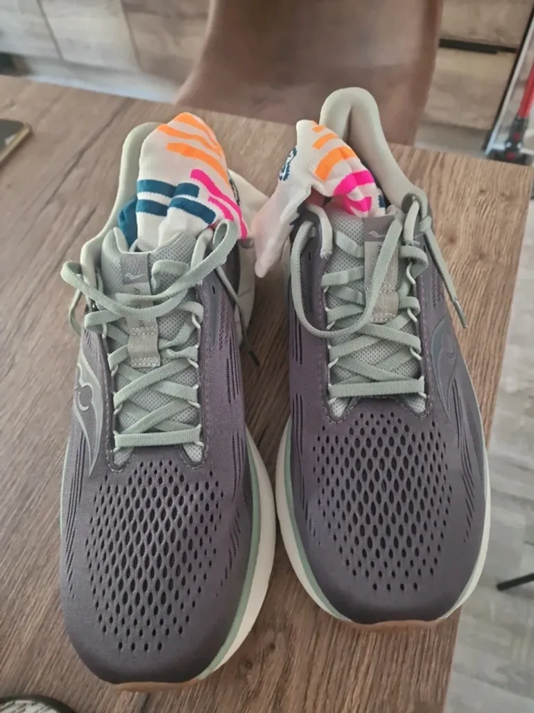 Tweedehands Saucony Ride 18 bike — afbeelding 4 van 4