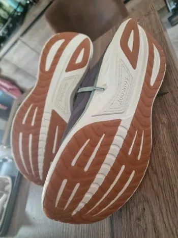 Tweedehands Saucony Ride 18 bike — afbeelding 2 van 4