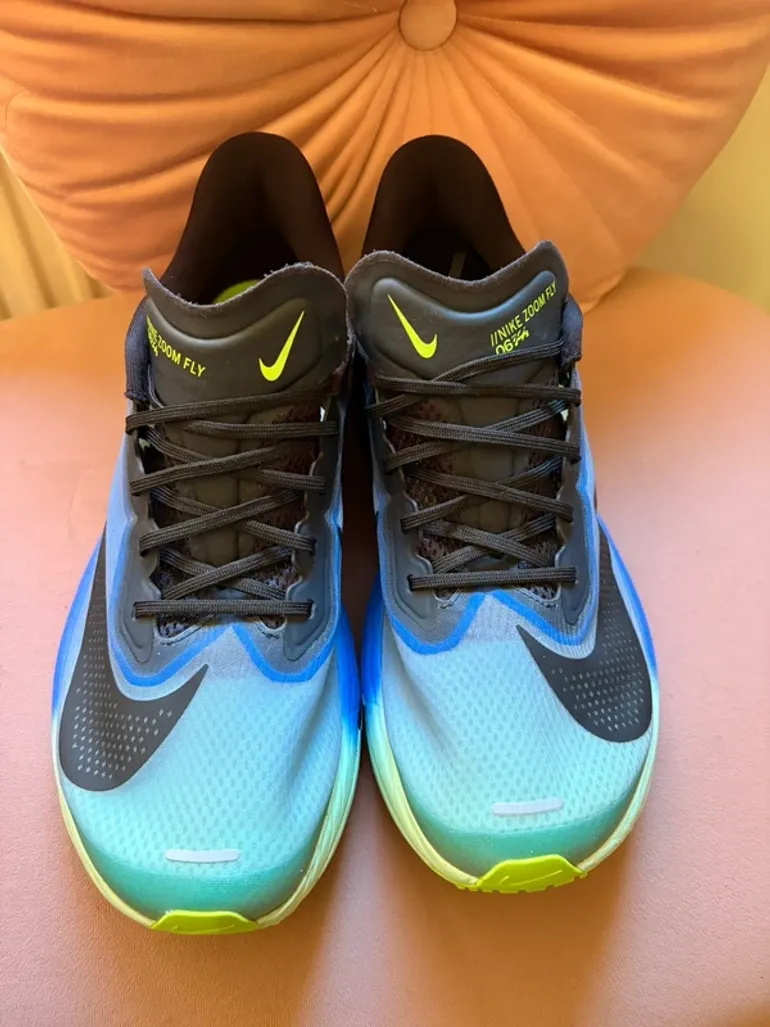 Used Nike Zoom Fly 6 bike — image 2 of 5