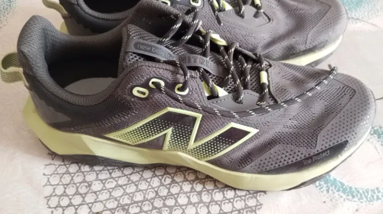 Używany New Balance DynaSoft Nitrel V6 bike — zdjęcie 2 z 15