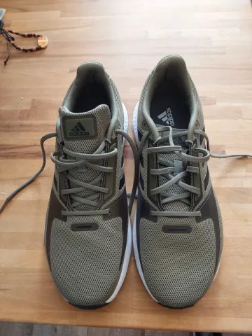 Käytetty Adidas Response Runner Running Shoes