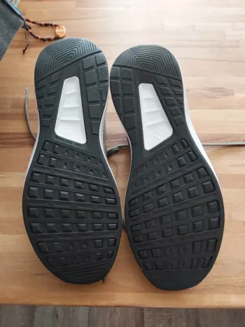 Used Adidas Response Runner bike — image 4 of 5