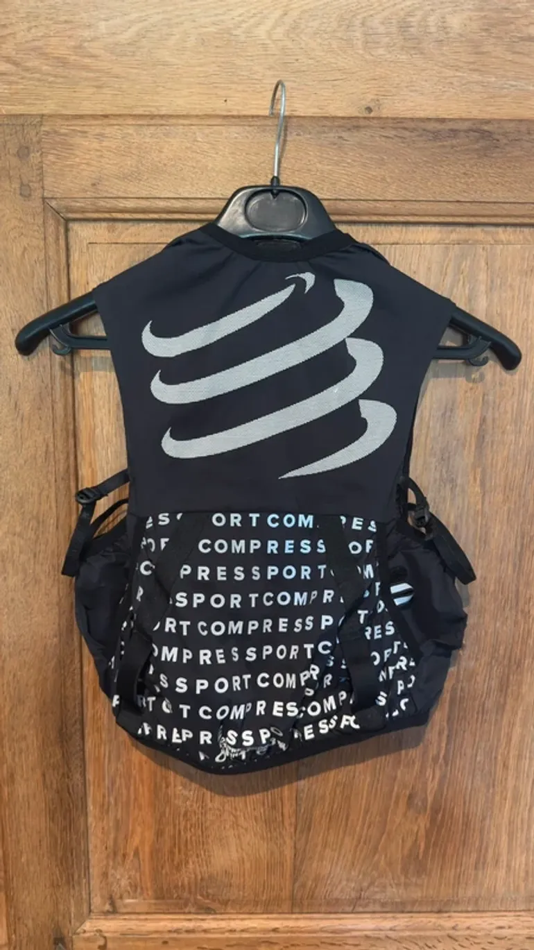 Použité Compressport UltRun S Pack Evo 10L bike — obrázek 8 z 8