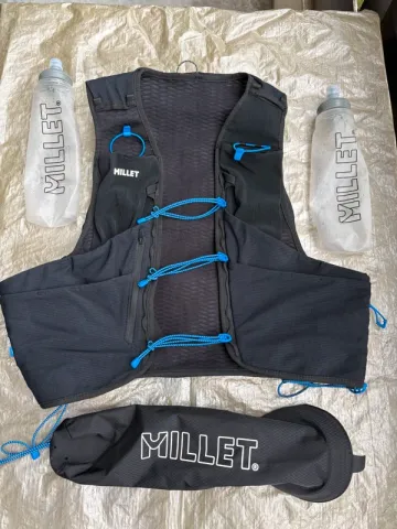 Käytetty Intense Ultra 15L Running Accessories