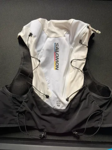 Käytetty Salomon ADV 12 Race Flag Running Accessories