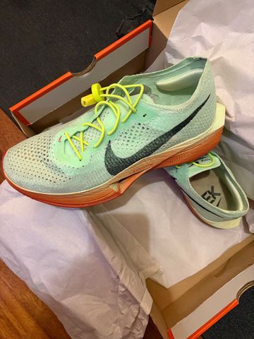 Used Nike Vaporfly 3 2025 Running Shoes