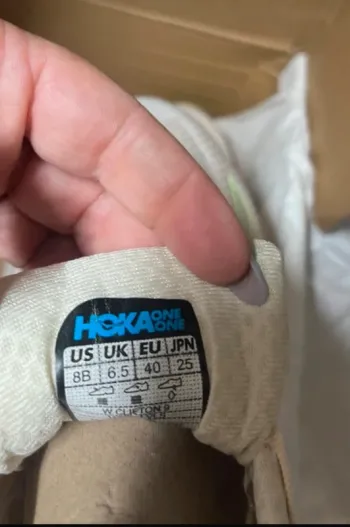 Used Hoka Clifton 9 bike — image 4 of 6