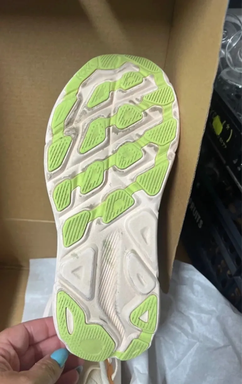 Used Hoka Clifton 9 bike — image 3 of 6