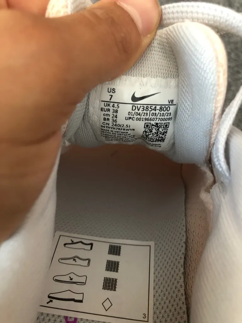 Käytetty Nike Damen Schuhe bike — kuva 15 / 15