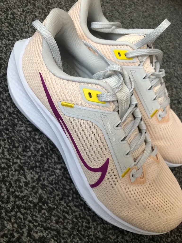 Käytetty Nike Damen Schuhe bike — kuva 1 / 15