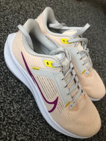 Käytetty Nike Damen Schuhe bike — kuva 2 / 15