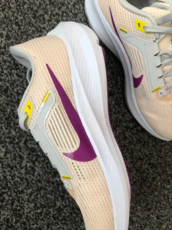 Käytetty Nike Damen Schuhe bike — kuva 9 / 15