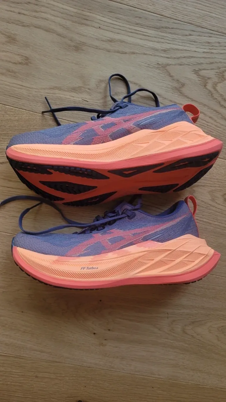 Použité Asics Superblast 2 bike — obrázek 2 z 6