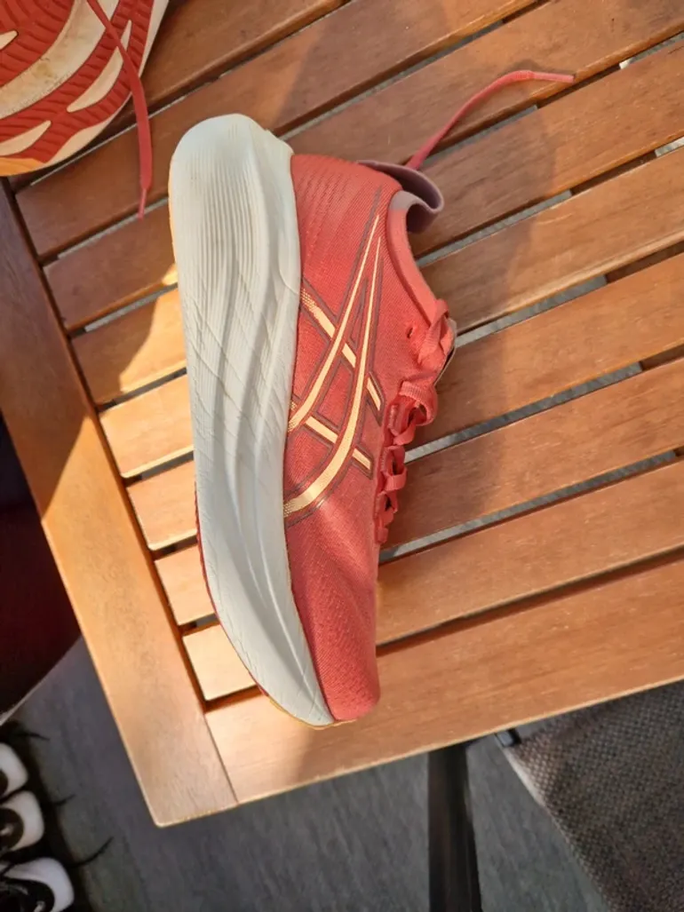Brugt Asics Nimbus 27 bike — billede 8 af 13