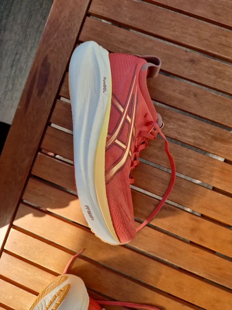 Brugt Asics Nimbus 27 bike — billede 9 af 13