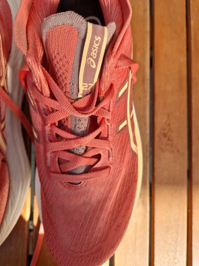 Brugt Asics Nimbus 27 bike — billede 5 af 13