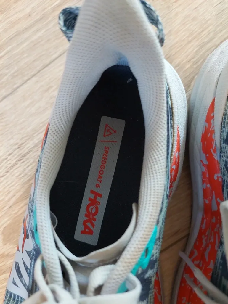 Used Hoka Speedgoat 6 bike — image 4 of 10