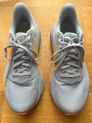 Brugt Brooks Ghost 17 Running Shoes
