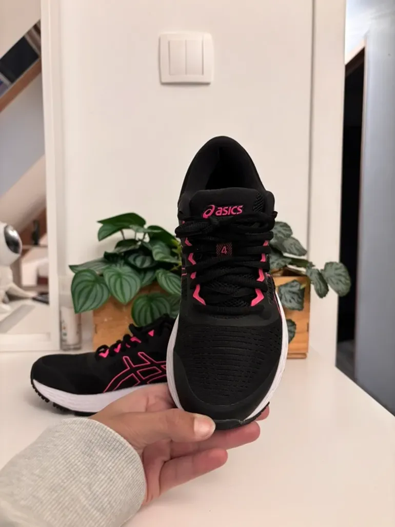 Použité Asics Running Shoes bike — obrázek 3 z 5