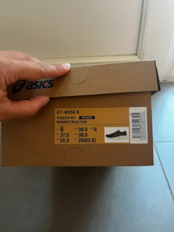Used Asics GT 4000 4 bike — image 4 of 5