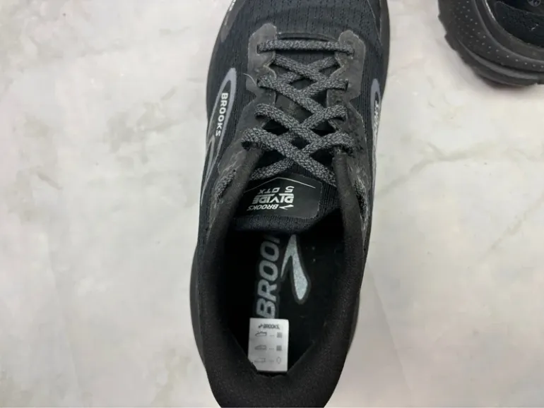 Used Brooks Divide 5 GTX bike — image 7 of 9