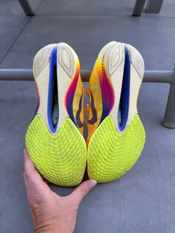 Used Nike Vaporfly 04 bike — image 5 of 7