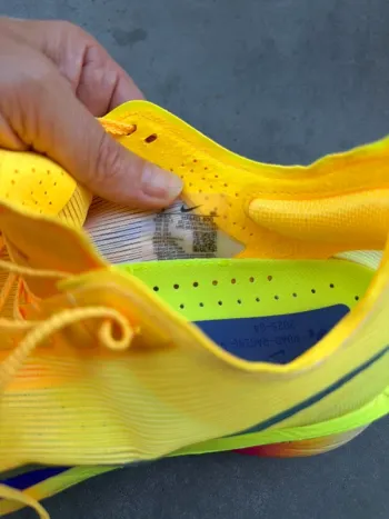 Used Nike Vaporfly 04 bike — image 6 of 7