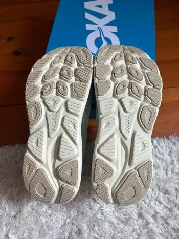 Used Hoka Clifton 10 bike — image 7 of 7