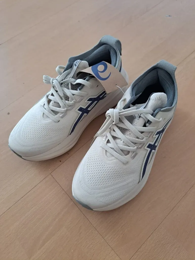 Käytetty Asics Gel Nimbus 27 bike — kuva 3 / 4