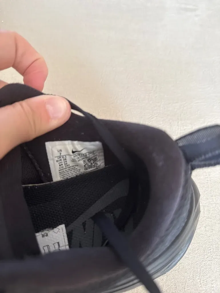 Used Nike Vomero Plus bike — image 5 of 5