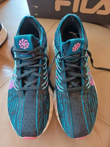 Käytetty Pegasus Turbo Zoom X Running Shoes