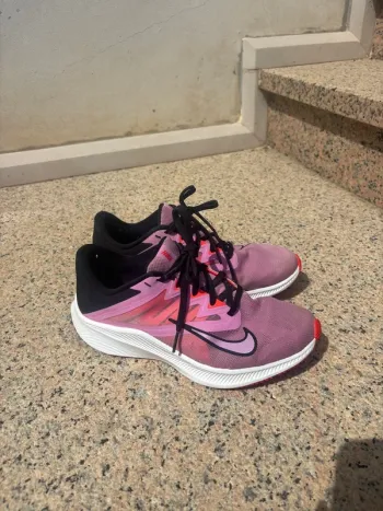Used Nike Performance Running Shoes Running Shoes