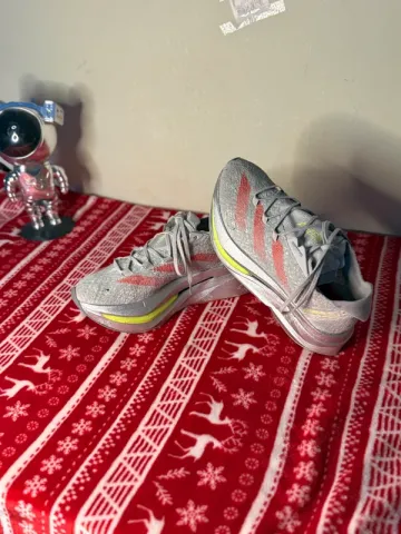 Gebrauchtes Adidas adizero prime x2 strung Running Shoes