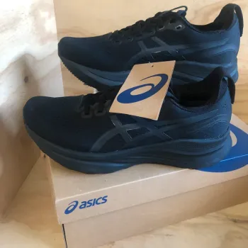 Used Asics Gel-Kayano 32 bike — image 1 of 9