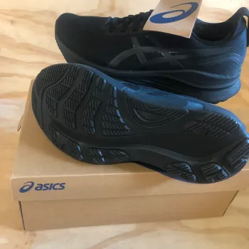 Used Asics Gel-Kayano 32 bike — image 3 of 9