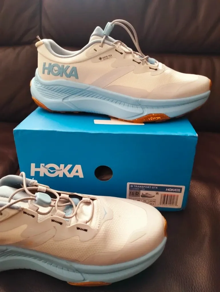 Used Hoka Transport GTX bike — image 2 of 12