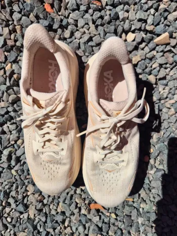 Used Hoka Running Shoes bike — image 4 of 4