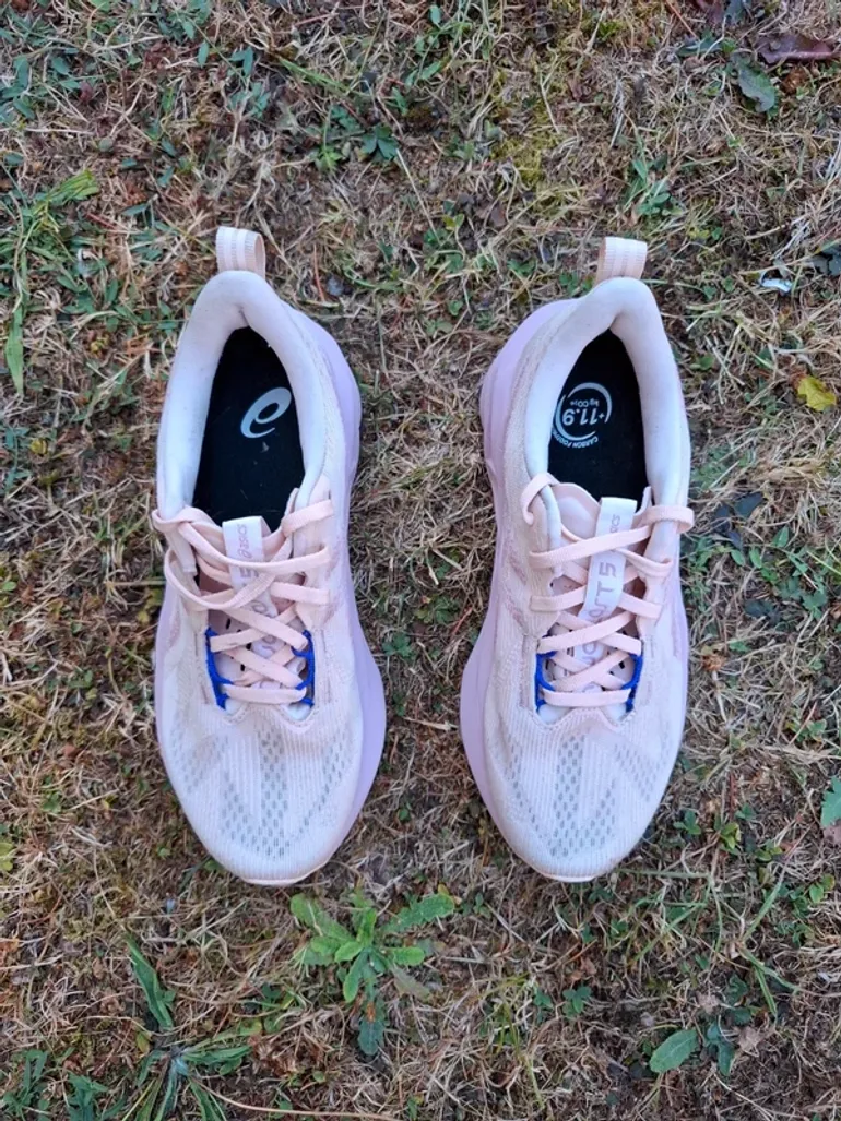 Gebrauchtes Asics Novablast 5 bike — Bild 3 von 8
