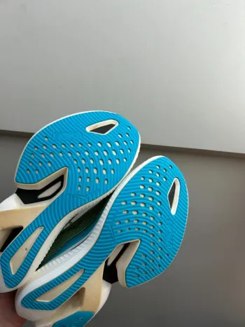 Used Hoka Cielo x1 bike — image 5 of 12