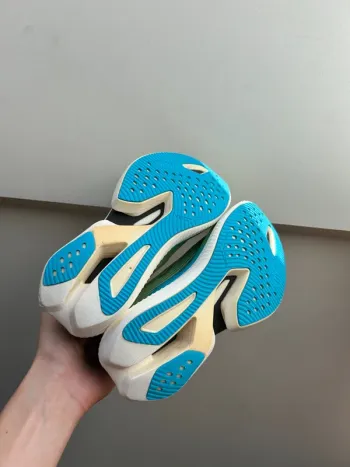 Used Hoka Cielo x1 bike — image 4 of 12