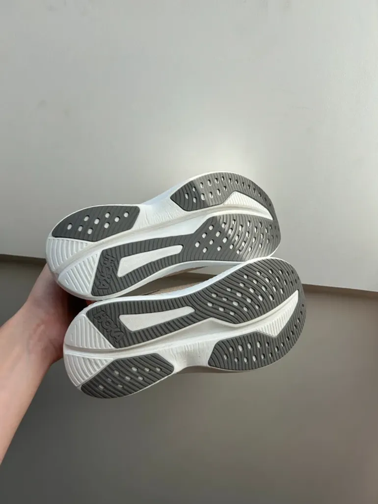 Used Hoka Mach 6 bike — image 4 of 11