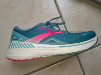 Used Brooks Adrenaline GTS 23 bike — image 3 of 3