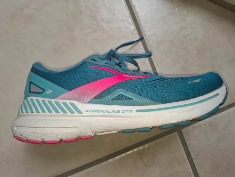 Used Brooks Adrenaline GTS 23 bike — image 3 of 3